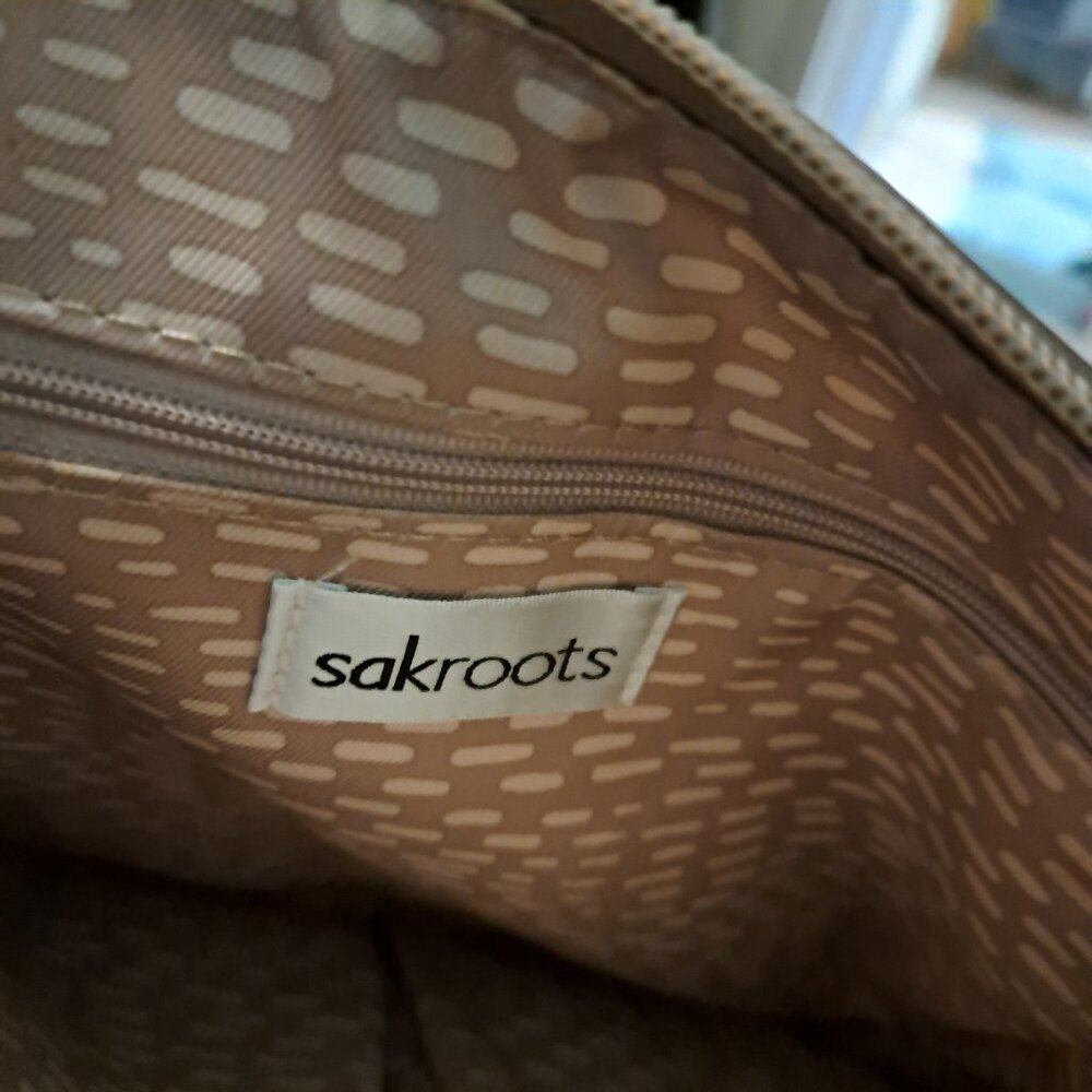 Sakroots One World Peace Artist Circle Crossbody Bag - Picture 1 of 3